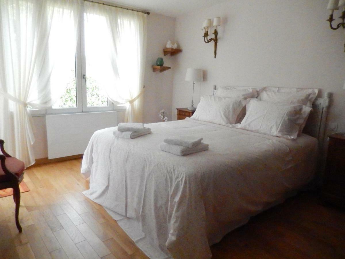 Chambres D'Hote Le Prelude Saint-Martin-des-Noyers Экстерьер фото
